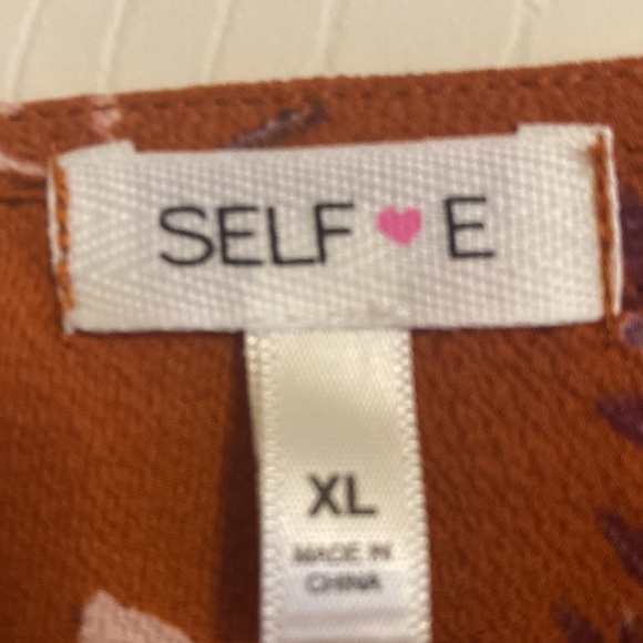 Self ❤️e top in fall colors - Picture 4 of 4